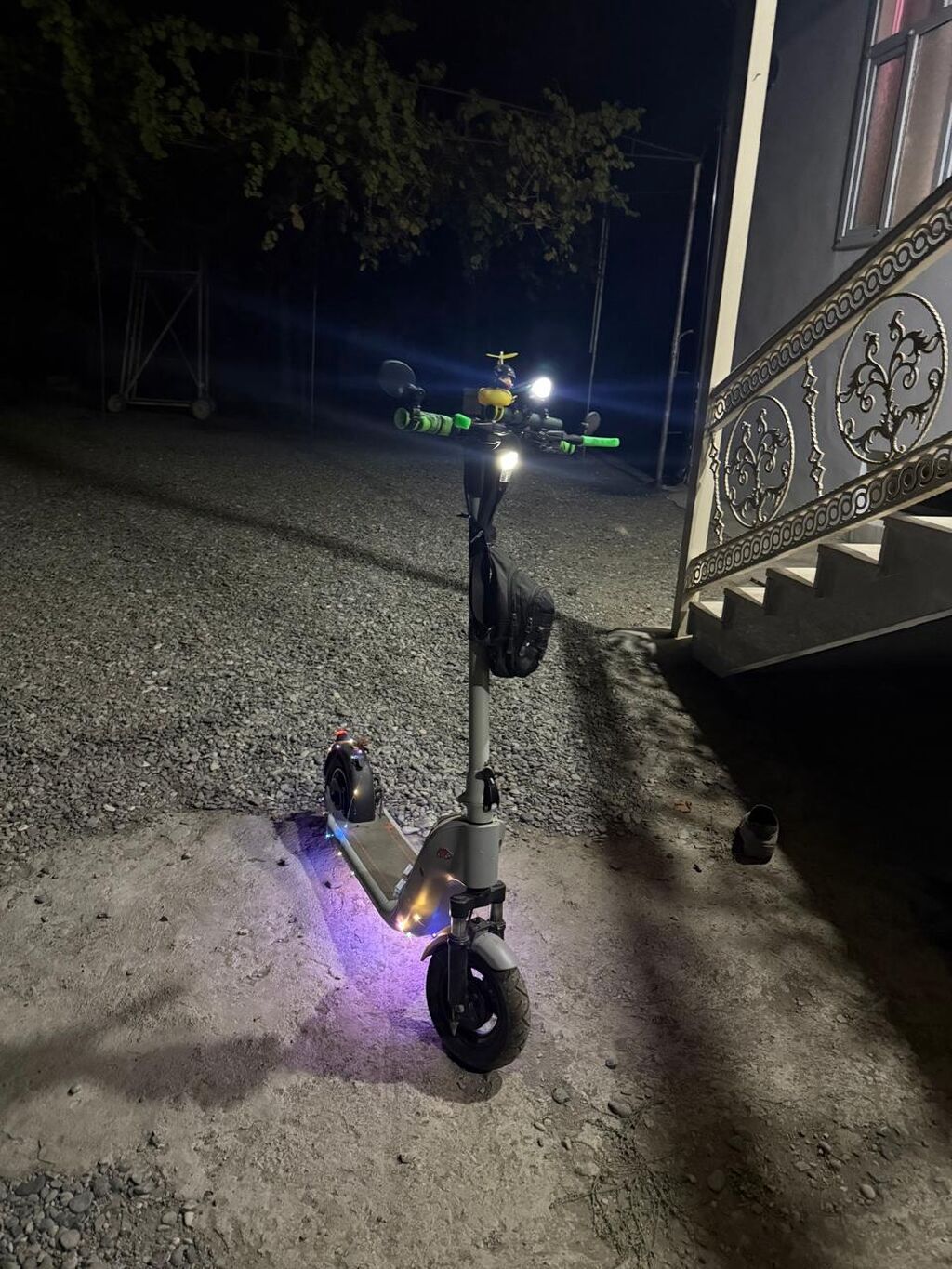 İşlənmiş Elektrik samokat 10", 251 - 350 Vt, 26 - 35 km/s, Ünvandan götürmə — Mallar, Bərdə (4)