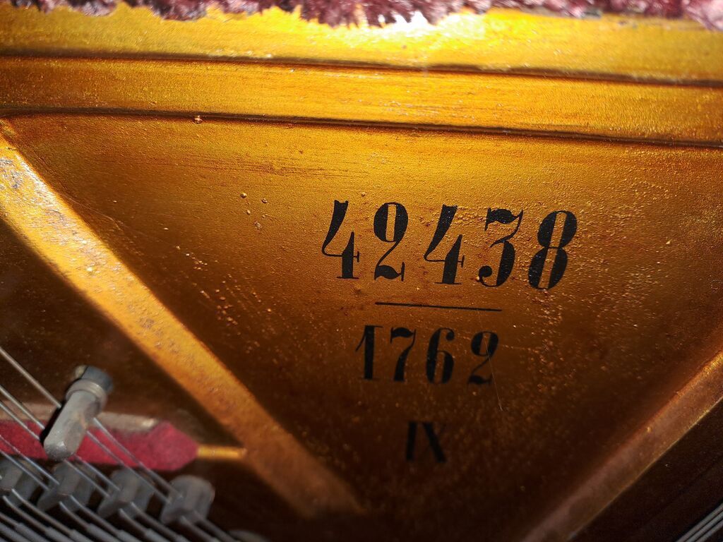 C.M. Schröder vertikal piano Xüsusiyyətlər: - Brend/model: C.M — Mallar, Bakı (4)