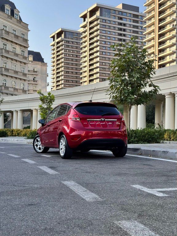 Ford Fiesta, 1.6 L, 2010 il, 278 417 km — Avtomobillər, Bakı (7)