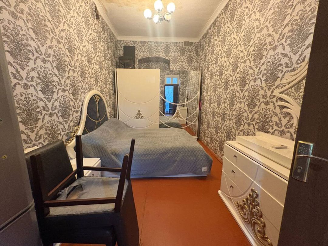 Satılır 2 otaqlı köhnə tikili 60 m² — Mənzil, Bakı (2)