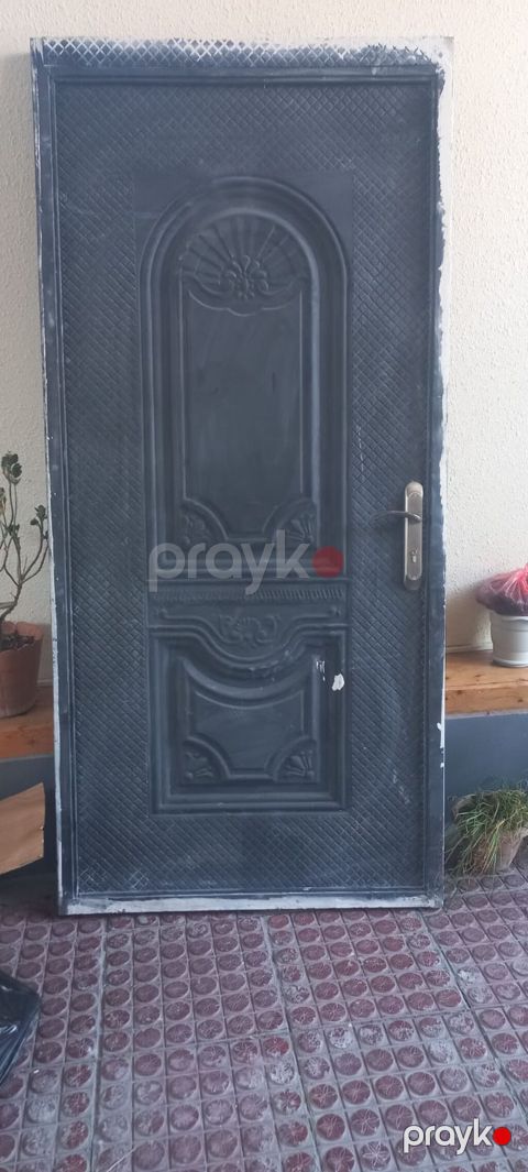 Istifadeye tam yararlidir,hecbir deffekti,problemi yoxdur.qiymeti — Xırdalan