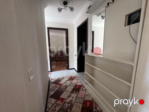 İcarəyə verilir 3 otaqlı köhnə tikili 70 m²