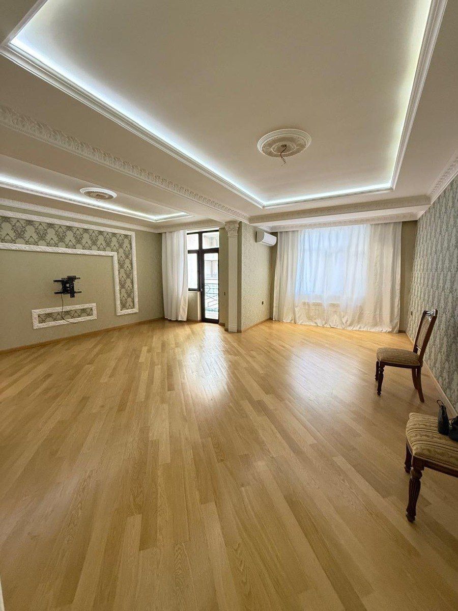 Satılır 4 otaqlı yeni tikili 217 m² — Mənzil, Bakı