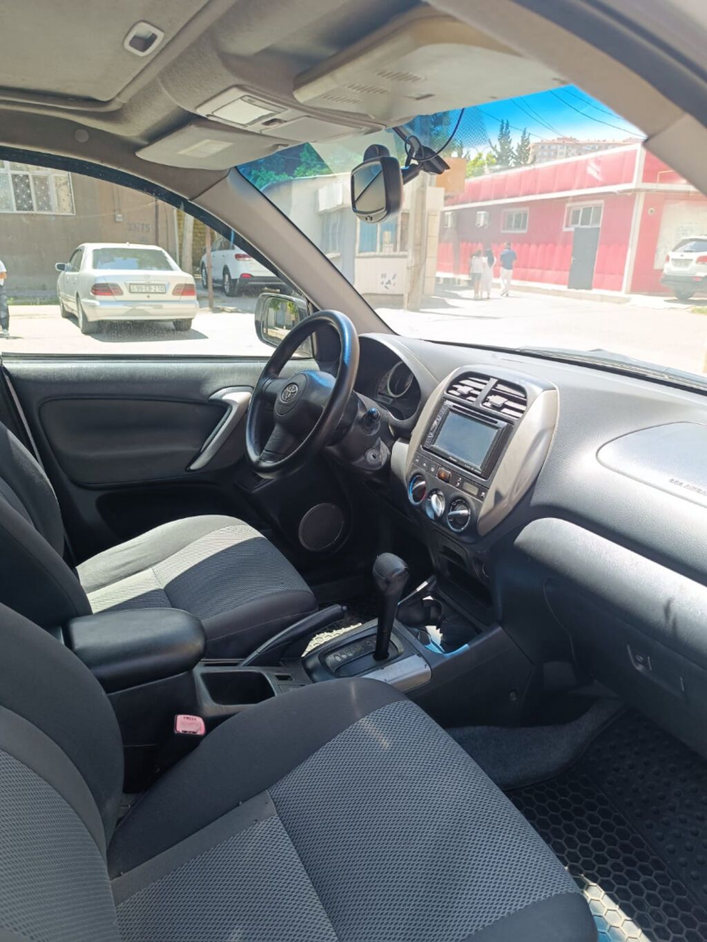 Toyota RAV4: 2 l | 2003 il Universal — Avtomobillər, Xırdalan (6)