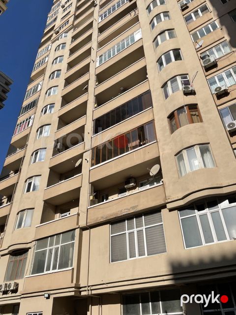 Satılır 2 otaqlı yeni tikili 92 m²