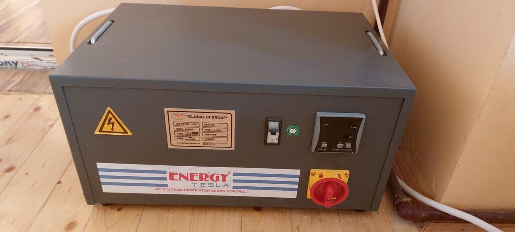Energy Tesla servo tipli gərginlik stabilizatoru satılır. Qurğu AC — Mallar, İsmayıllı (4)
