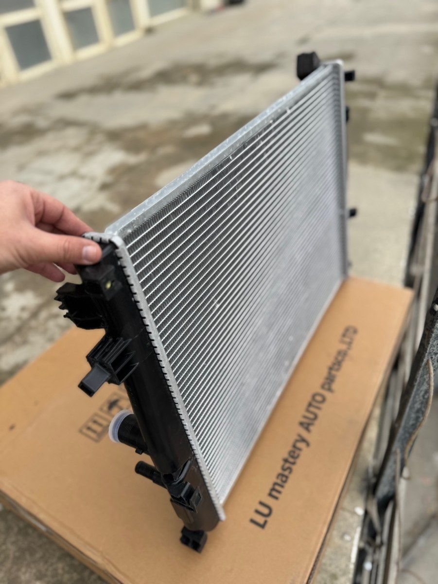 Changan Uni T su radiatoru — Ehtiyat hissələri və aksesuarlar, Bakı (3)