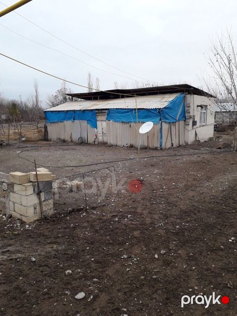 Satılır 2 otaqlı həyət evi/bağ evi 47 m²