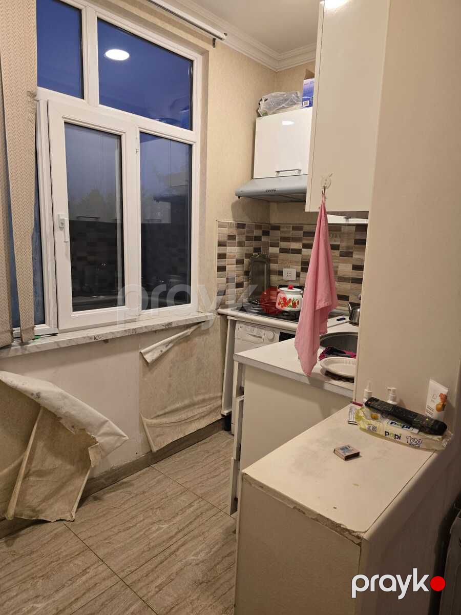 Satılır 2 otaqlı köhnə tikili 55 m² — Mənzil, Bakı (8)
