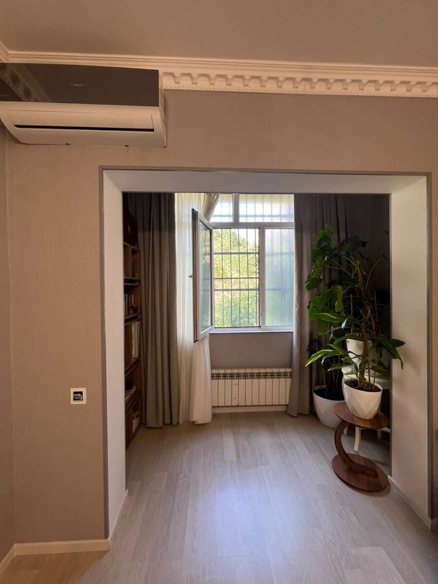 Satılır 2 otaqlı köhnə tikili 60 m² — Mənzil, Bakı (2)