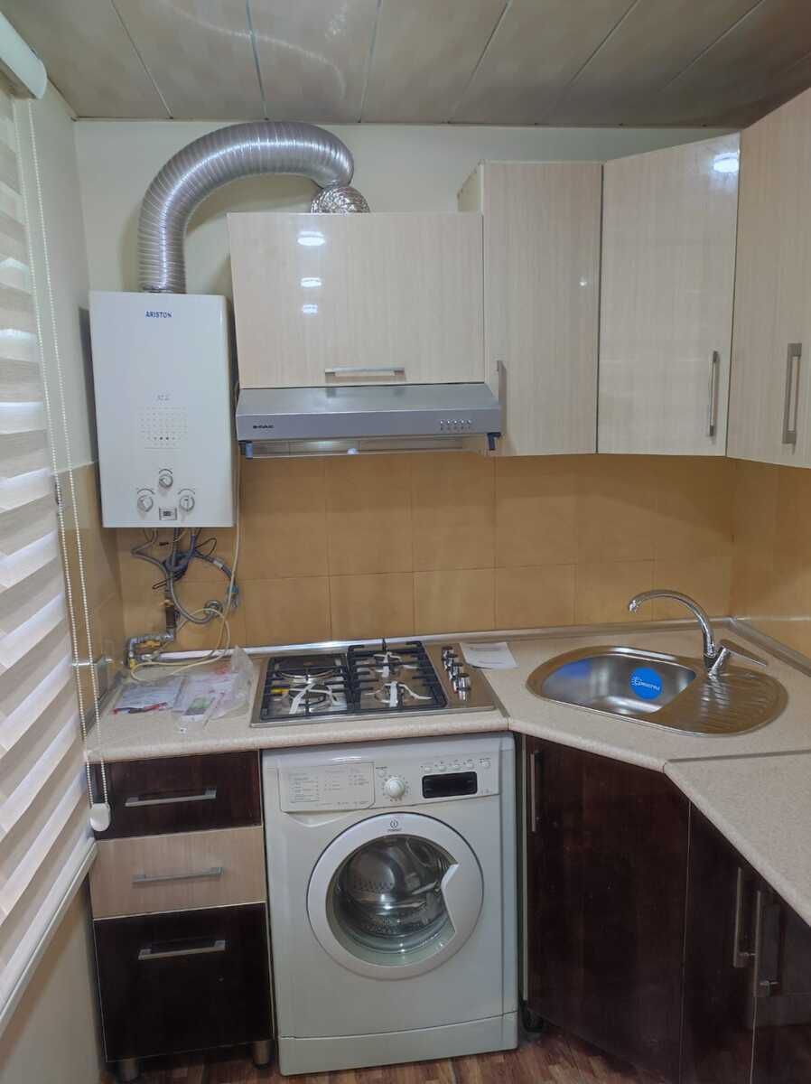 Satılır 3 otaqlı köhnə tikili 70 m² — Mənzil, Bakı (8)