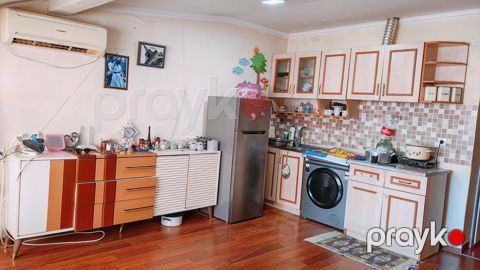 Satılır 2 otaqlı yeni tikili 60 m²