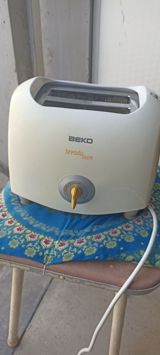 Toster Beko, rəng - Ağ, İşlənmiş, Ünvandan götürmə — Məişət texnikası