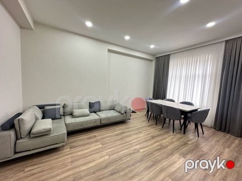 İcarəyə verilir 3 otaqlı yeni tikili 120 m²