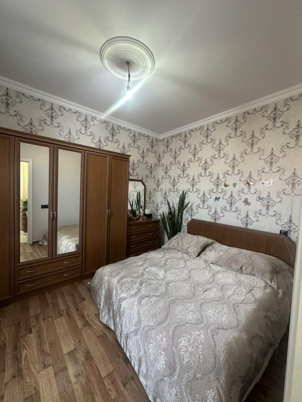 Məhsul: Künc divan + yemək masası dəsti + mətbəx mebeli və avadanlıqla — Mebel, Bakı (7)