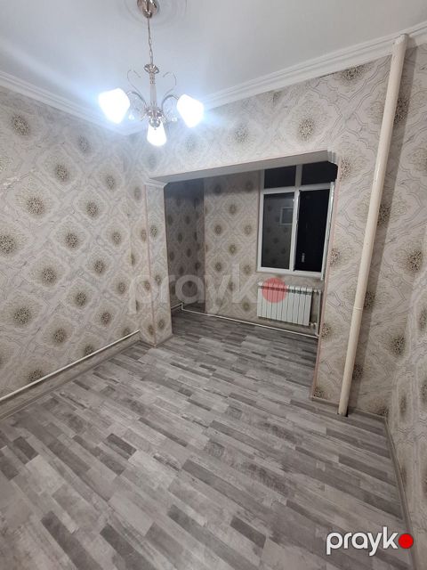 Satılır 2 otaqlı köhnə tikili 45 m²