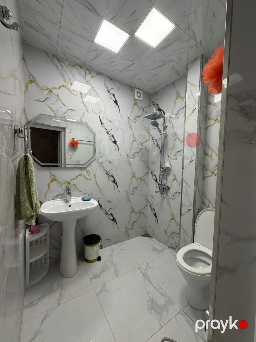 İcarəyə verilir 2 otaqlı köhnə tikili 70 m² — Mənzil, Bakı (8)