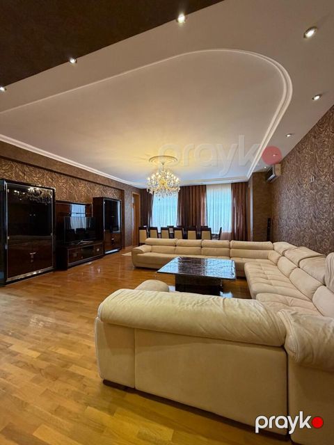 Satılır 5 otaqlı yeni tikili 280 m²