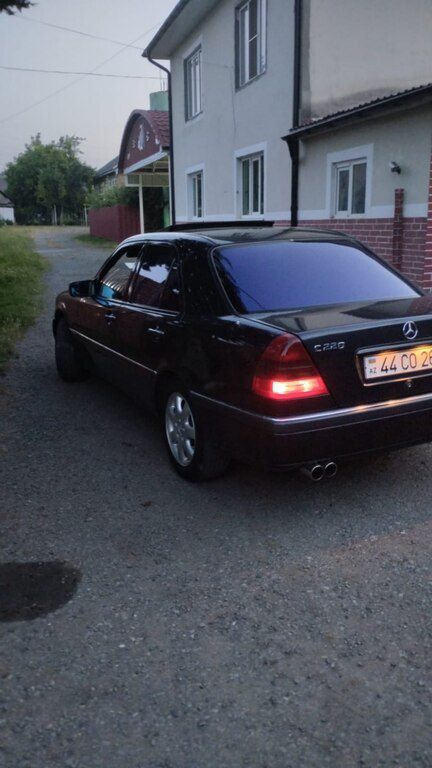 Mercedes C 200, 2.0 L, 1996 il, 148 000 km