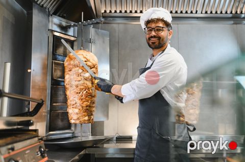 Dönərçi işi axtarıram