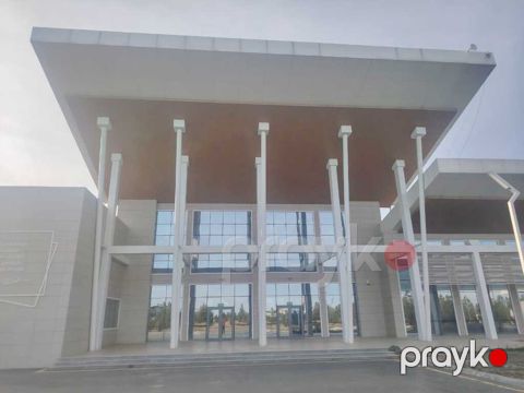 İcarəyə verilir obyekt 570 m²