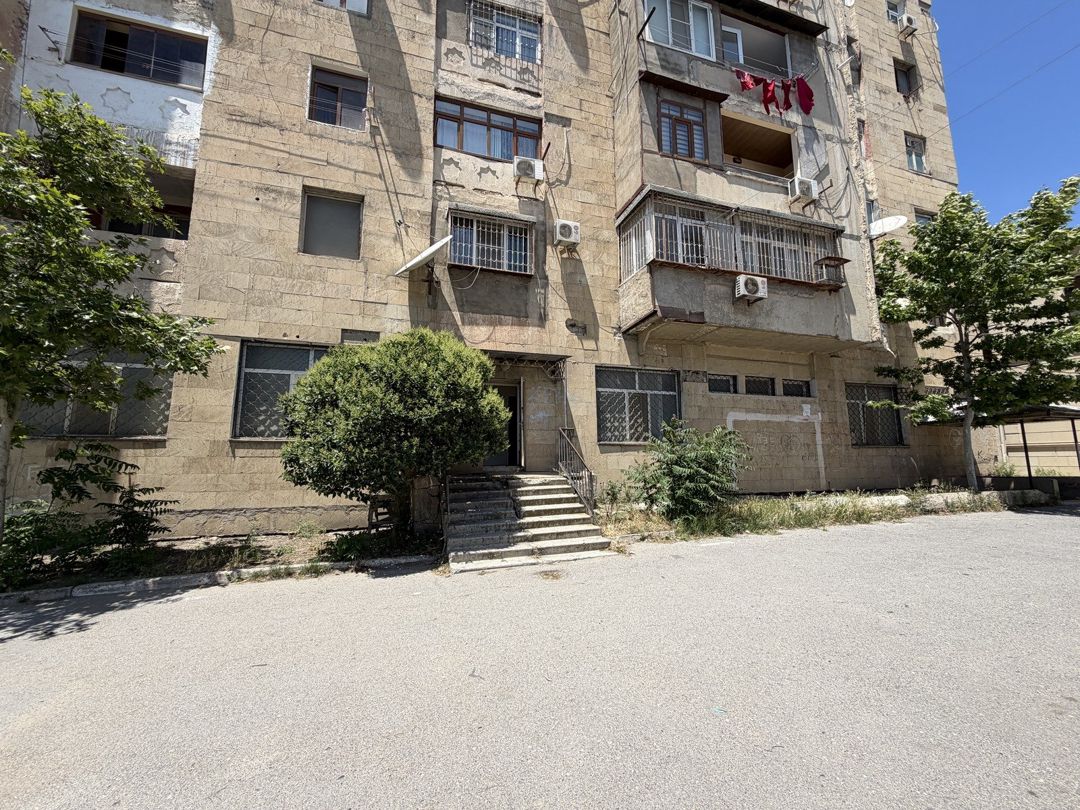Satılır obyekt 635 m² — Əmlak, Bakı