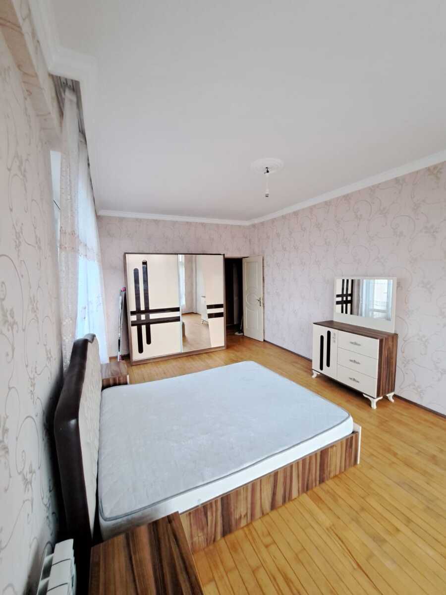 İcarəyə verilir 3 otaqlı yeni tikili 130 m² — Mənzil, Bakı (10)