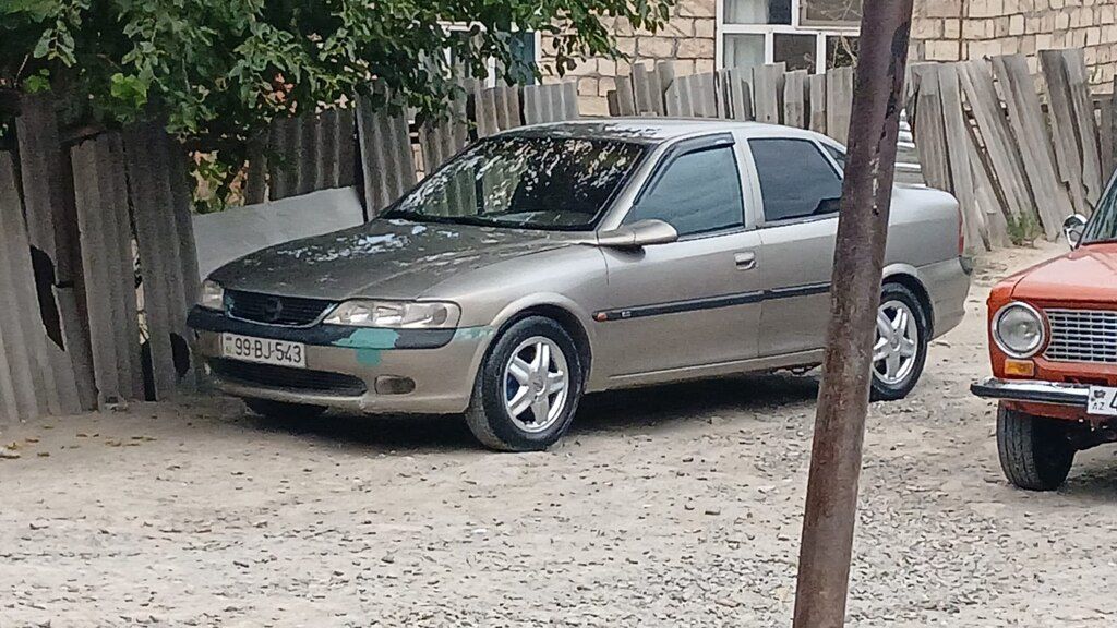 Opel Vectra, 2.0 L, 1998 il, 251 500 km — Avtomobillər, Sumqayıt (10)