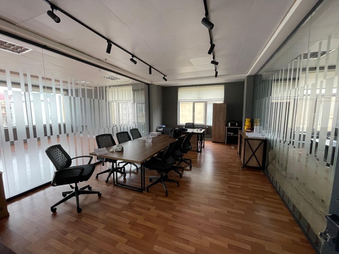 Ofis icarəyə verilir, Məmməd Araz küç. — Daşınmaz əmlak, Bakı (11)