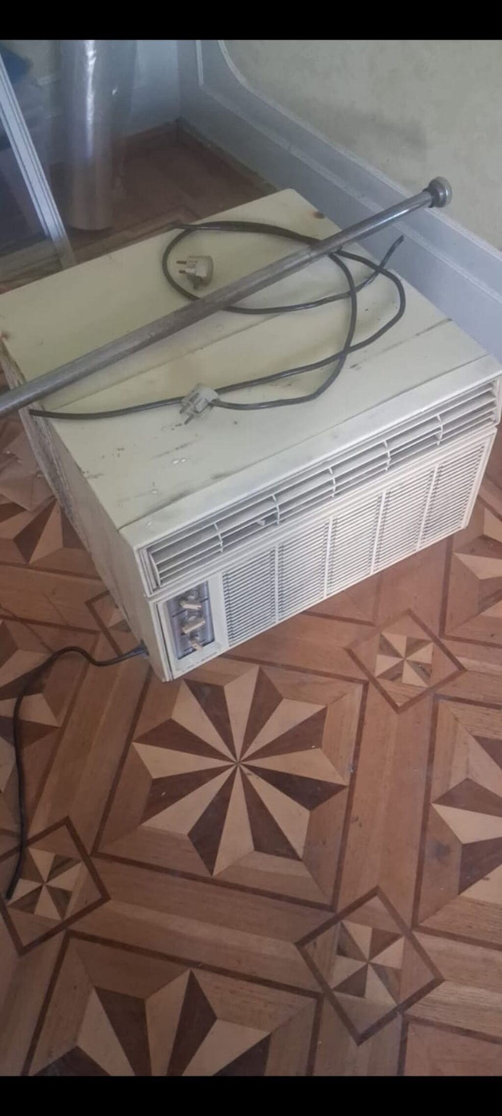 Pencere tipli kondisoner satilir Qiymeti 80 Manat Unvan Azadliq — Elektronika, Bakı