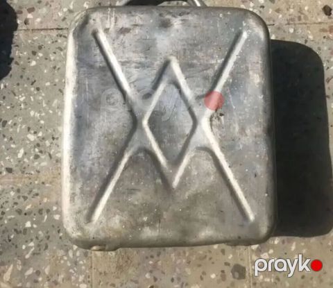 Metal yanacaq bidonu - Material: qalın metal (polad) - Tutum