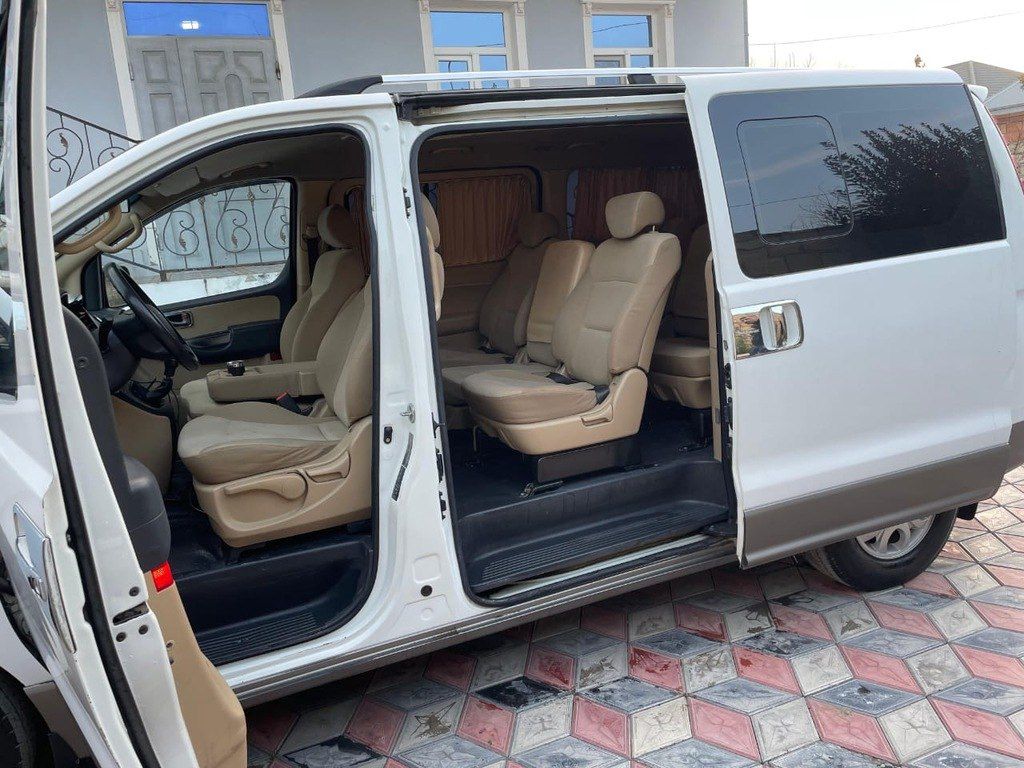 Hyundai H-1, 2.5 L, 2009 il, 200 000 km — Avtomobillər, Zərdab (10)