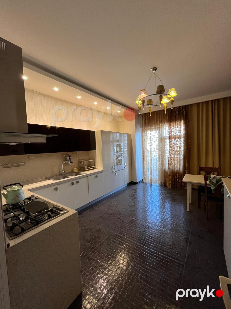 Satılır 4 otaqlı yeni tikili 200 m² — Mənzil, Bakı (8)
