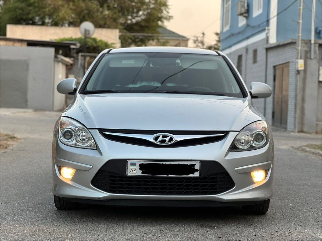 Hyundai i30, 1.4 L, 2010 il, 256 978 km — Avtomobillər, Sumqayıt (2)