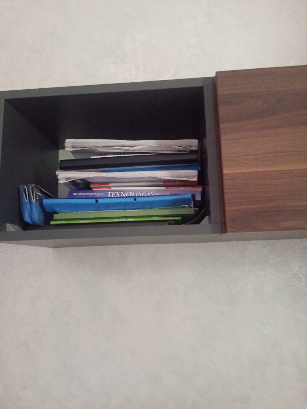 Komplekt iş masası və asma şkaf - Material: laminat/LDSP, ağac — Mebel, Bakı (2)