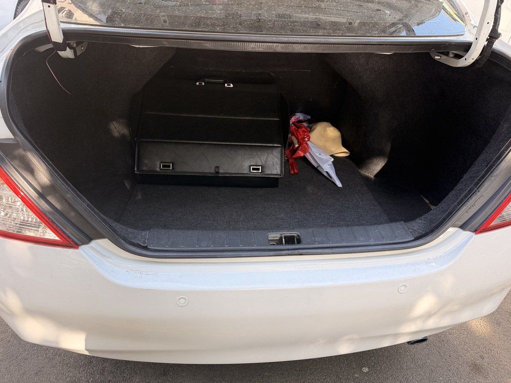 Nissan Sunny, 1.5 L, 2014 il, 200 000 km — Avtomobillər, Bakı (5)
