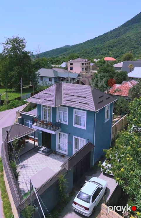 Həyət evi kirayə verilir, Qəbələ ş.