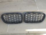 BMW F10 radiator barmaqlığı — Авто