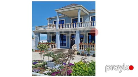 Satılır 5 otaqlı həyət evi/bağ evi 285 m²