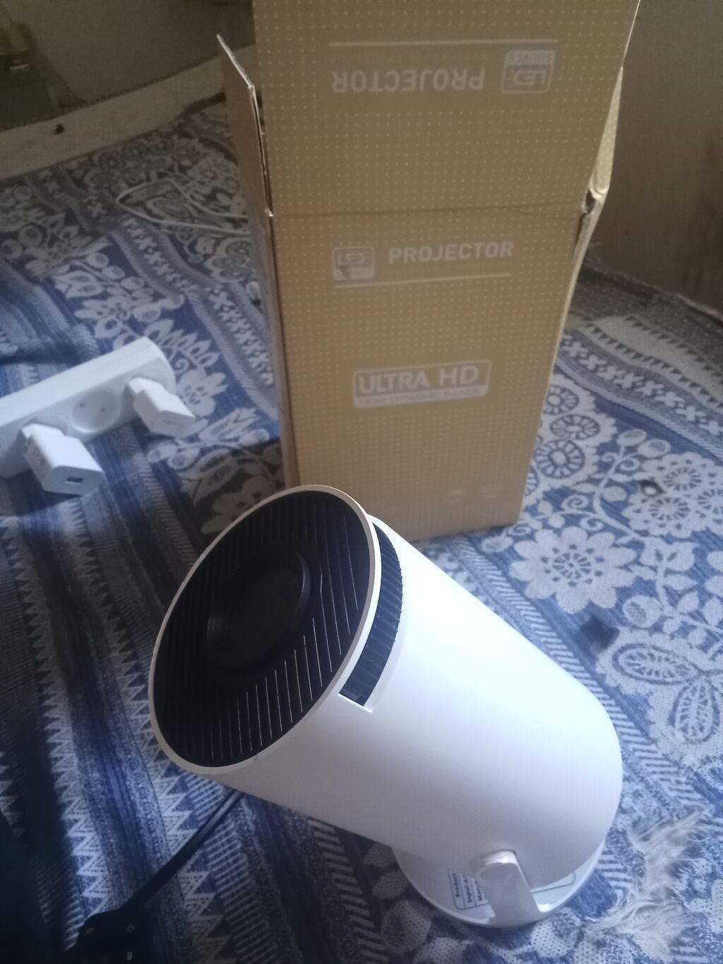 LED Proyektor – Ultra HD - Kompakt silindrik dizayn, tənzimlənən — TV və Video, Sumqayıt (3)