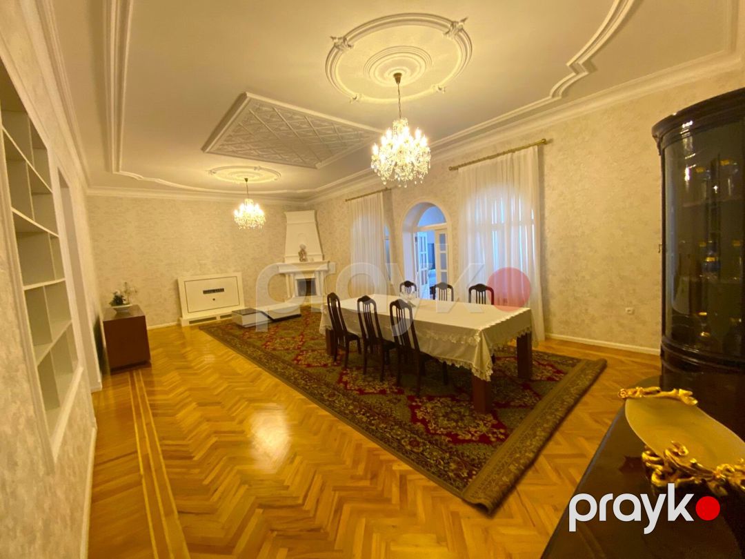 Satılır 6 otaqlı həyət evi/bağ evi 550 m² — Ev, villa, Bakı (9)