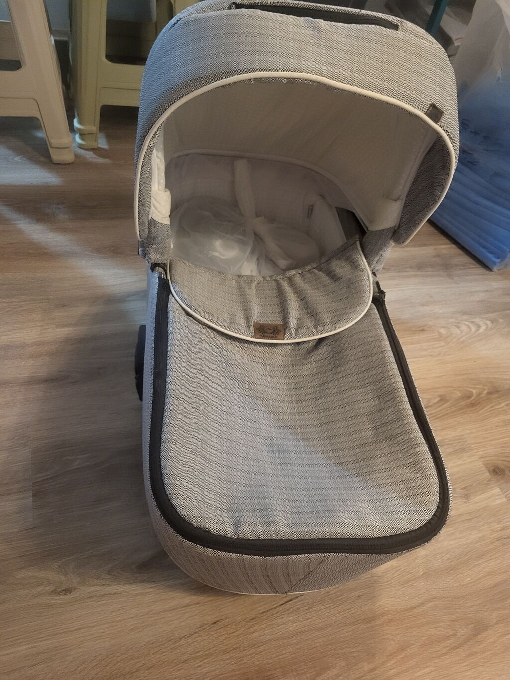 Uşaq arabası beşiyi (layette tipli gondola) - Rəng: açıq boz, krem — Mallar, Bakı