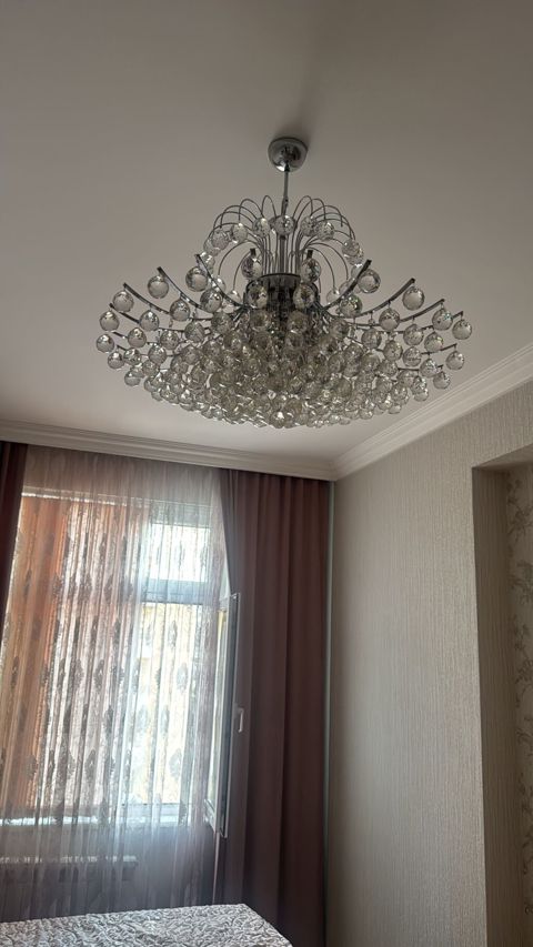 Çılçıraq, 10 və daha çox lampa, Xrustal