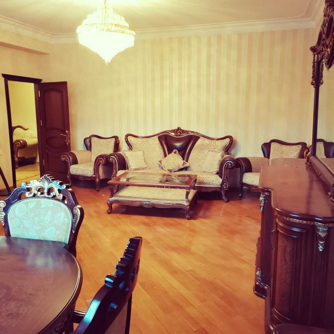 Satılır 4 otaqlı yeni tikili 175 m² — Mənzil, Bakı (3)