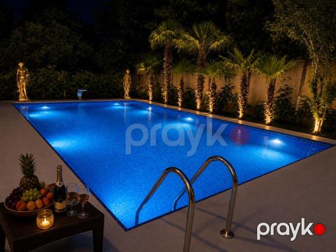 İcarəyə verilir 6 otaqlı həyət evi/bağ evi 320 m²