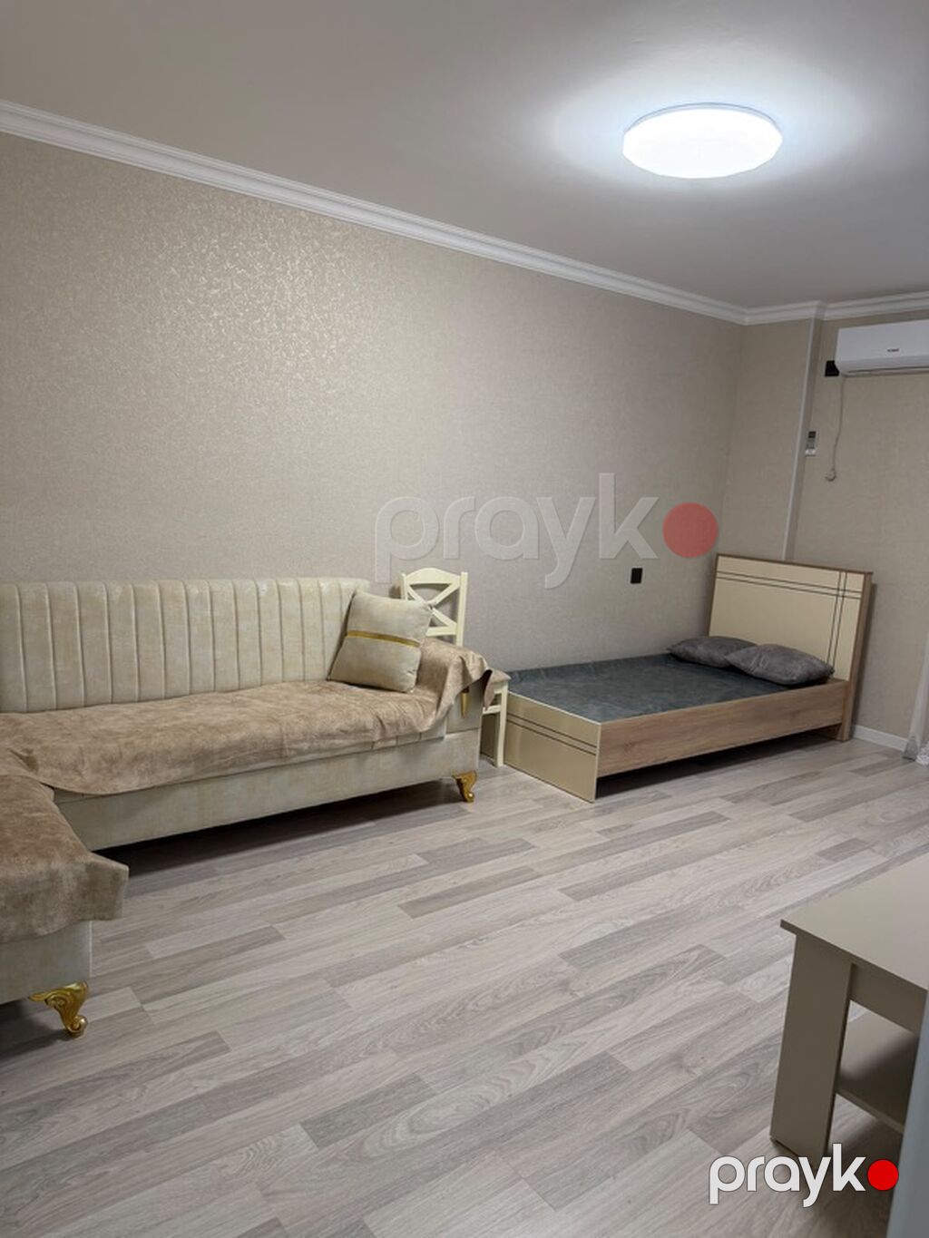Kirayə üçün tam təchiz olunmuş kiçik mənzil - Planlaşdırma: girişdən — Daşınmaz əmlak, Bakı (7)