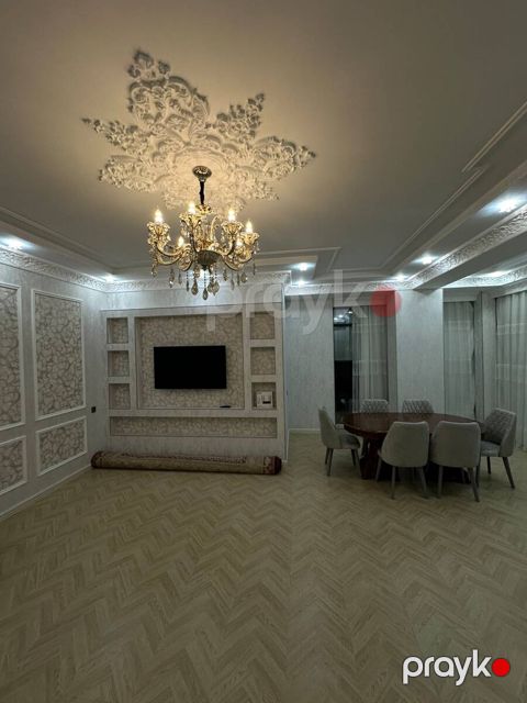 Satılır 3 otaqlı yeni tikili 136 m²