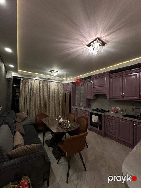 İcarəyə verilir 3 otaqlı yeni tikili 108 m²