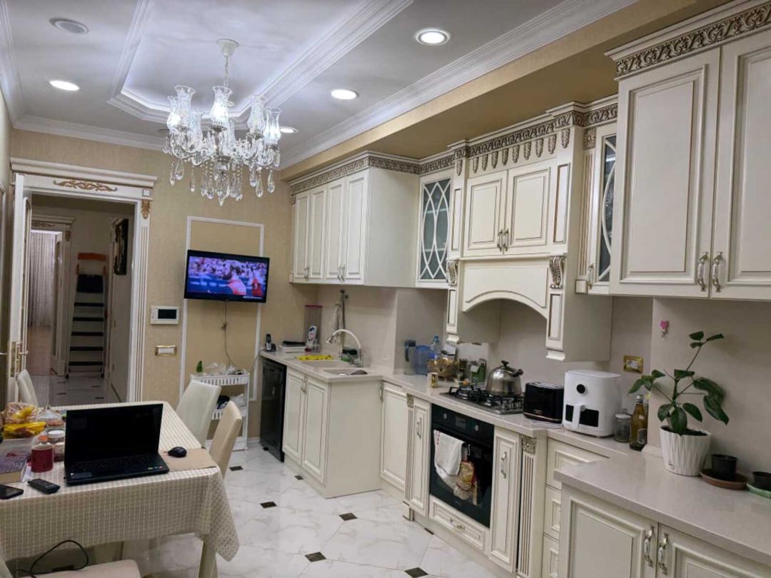 Satılır 4 otaqlı yeni tikili 180 m² — Mənzil, Bakı (11)