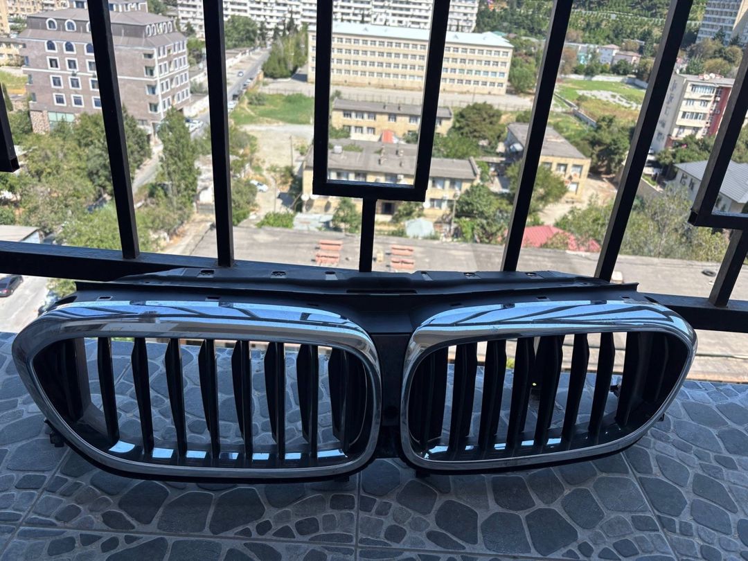 BMW G30 radiator barmaqlığı — Ehtiyat hissələri və aksesuarlar, Bakı (2)